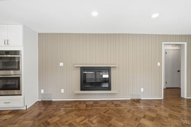 9299 Fidelis Drive, Blue Ash, OH 45242