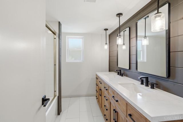 9299 Fidelis Drive, Blue Ash, OH 45242