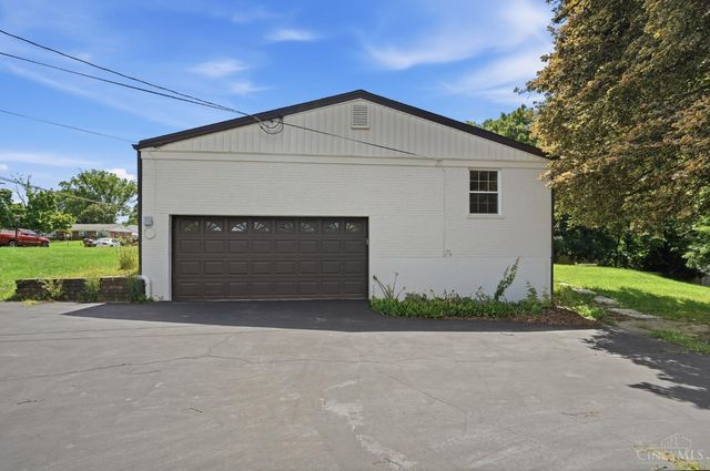 9299 Fidelis Drive, Blue Ash, OH 45242