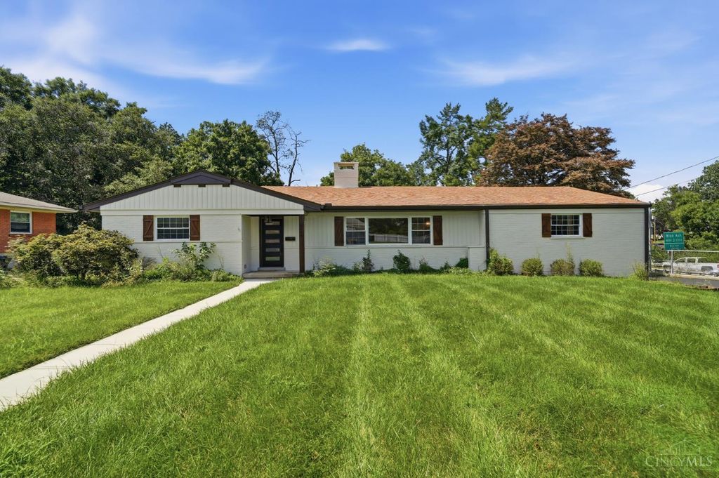 9299 Fidelis Drive, Blue Ash, OH 45242