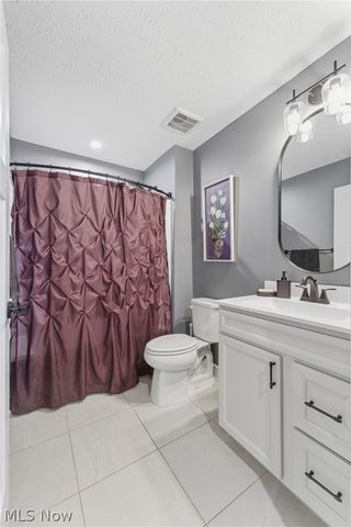 3111 Starlight Circle, Akron, OH 44312