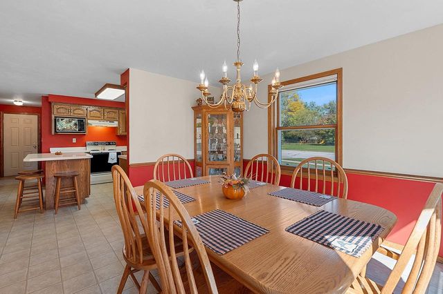 102 ACREVIEW DRIVE, De Pere, WI 54115