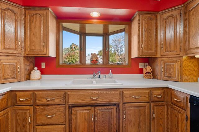 102 ACREVIEW DRIVE, De Pere, WI 54115