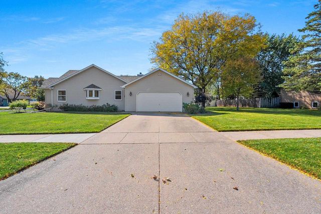 102 ACREVIEW DRIVE, De Pere, WI 54115