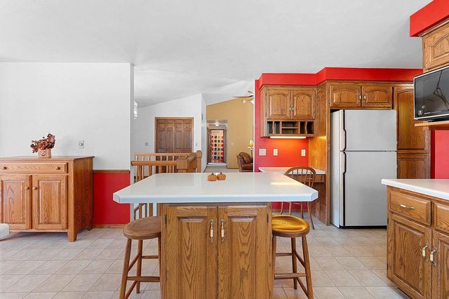 102 ACREVIEW DRIVE, De Pere, WI 54115