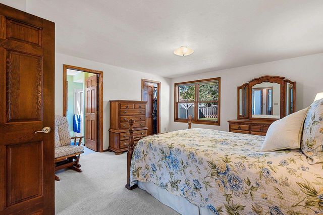 102 ACREVIEW DRIVE, De Pere, WI 54115
