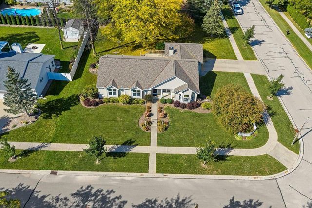 102 ACREVIEW DRIVE, De Pere, WI 54115