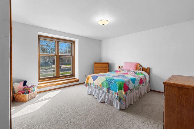 102 ACREVIEW DRIVE, De Pere, WI 54115