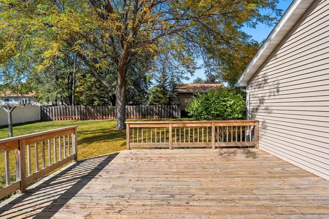 102 ACREVIEW DRIVE, De Pere, WI 54115