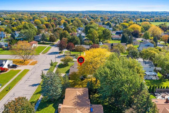 102 ACREVIEW DRIVE, De Pere, WI 54115