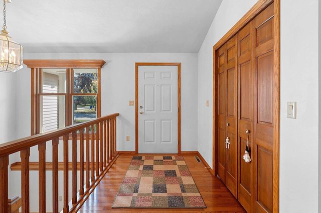 102 ACREVIEW DRIVE, De Pere, WI 54115
