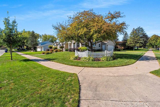 102 ACREVIEW DRIVE, De Pere, WI 54115