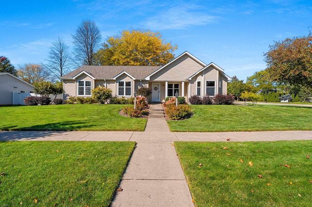 102 ACREVIEW DRIVE, De Pere, WI 54115