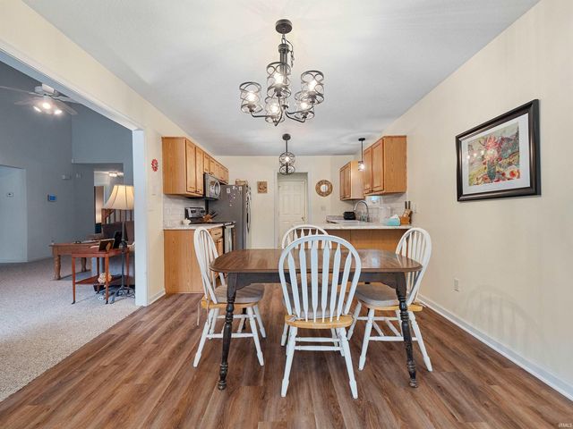 9023 Falcons Run, Fort Wayne, IN 46825