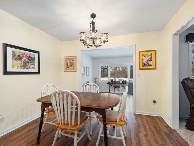 9023 Falcons Run, Fort Wayne, IN 46825