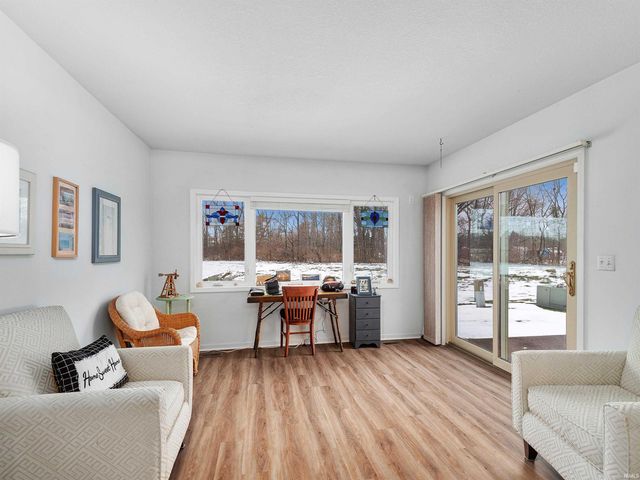 9023 Falcons Run, Fort Wayne, IN 46825