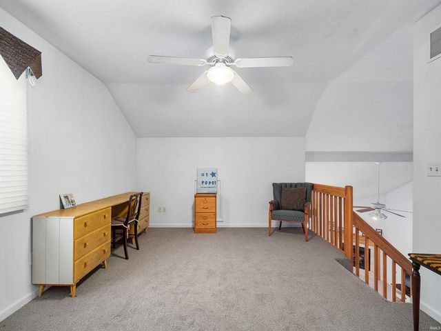 9023 Falcons Run, Fort Wayne, IN 46825