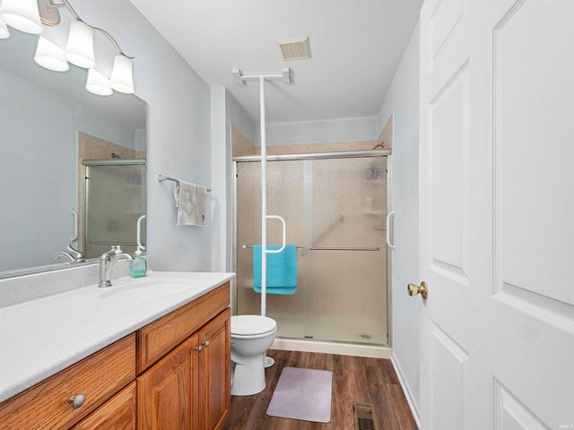 9023 Falcons Run, Fort Wayne, IN 46825