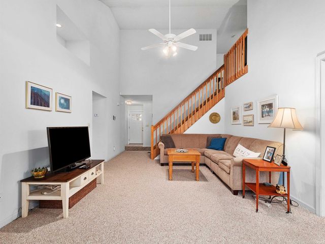 9023 Falcons Run, Fort Wayne, IN 46825