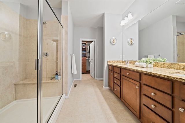 33 Kelly Way 33, Canton, MA 02021