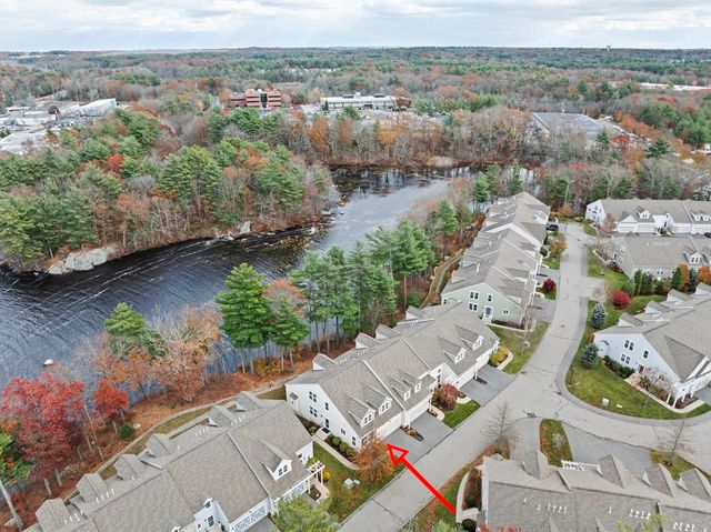 33 Kelly Way 33, Canton, MA 02021