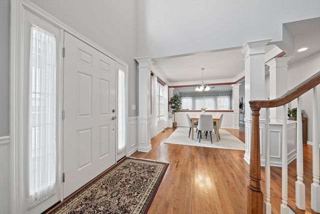 33 Kelly Way 33, Canton, MA 02021