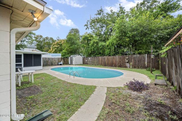 431 VALDERIA Drive, Orange Park, FL 32073