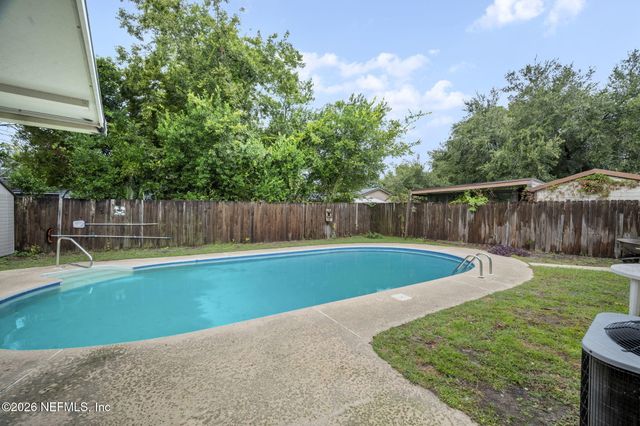 431 VALDERIA Drive, Orange Park, FL 32073