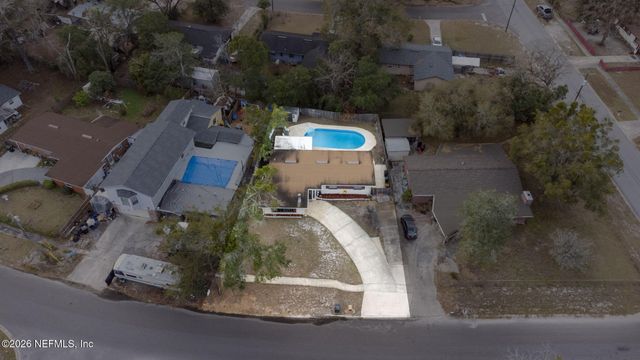 431 VALDERIA Drive, Orange Park, FL 32073