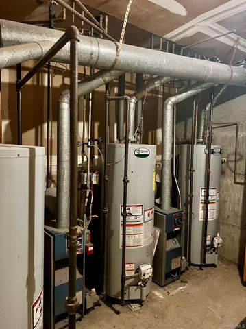 1009 166th Street, Beechhurst, NY 11357