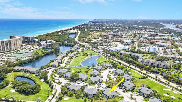 304 Clubhouse Circle, Jupiter, FL 33477