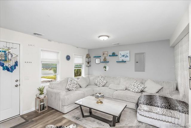 761 Provost Avenue, Bellport, NY 11713