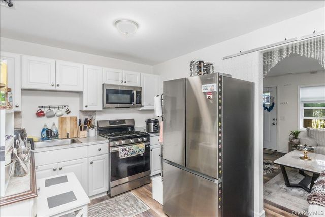 761 Provost Avenue, Bellport, NY 11713