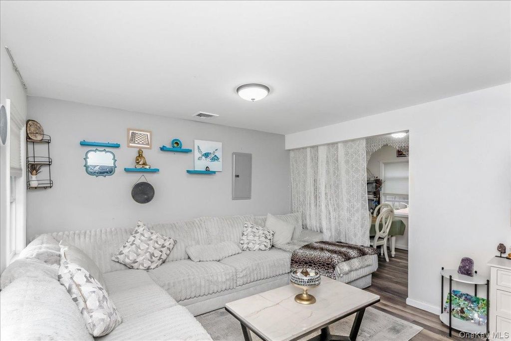 761 Provost Avenue, Bellport, NY 11713 — photo 5
