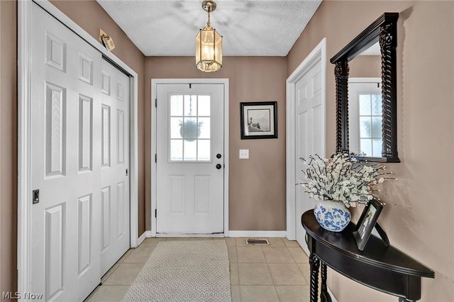 9788 Nicole Lane, Olmsted Twp, OH 44138