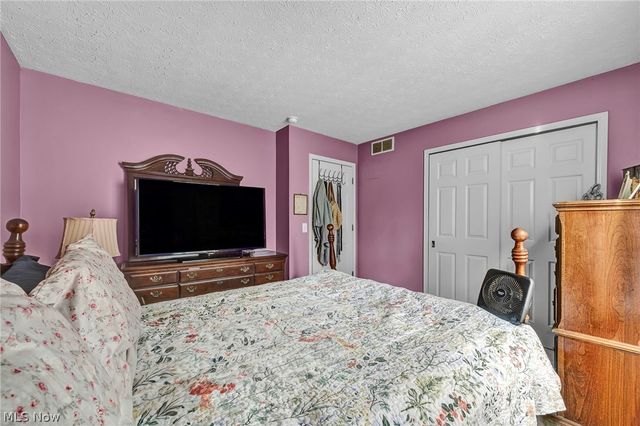 9788 Nicole Lane, Olmsted Twp, OH 44138