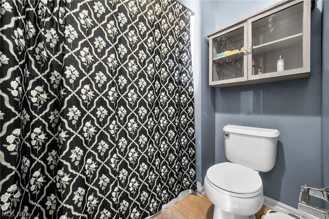 9788 Nicole Lane, Olmsted Twp, OH 44138