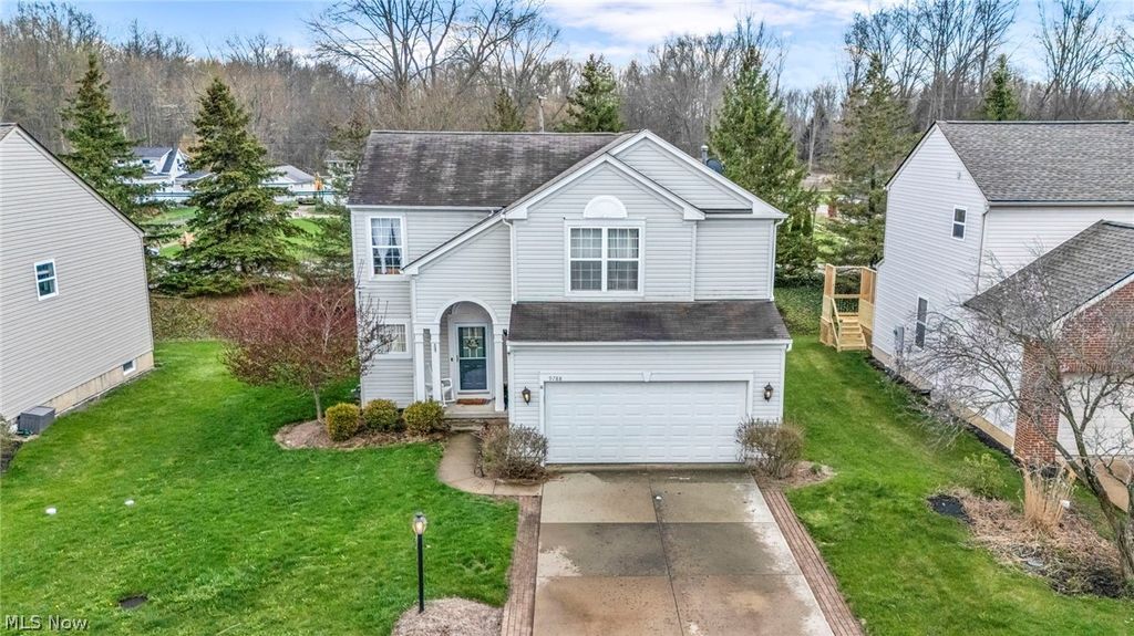 9788 Nicole Lane, Olmsted Twp, OH 44138