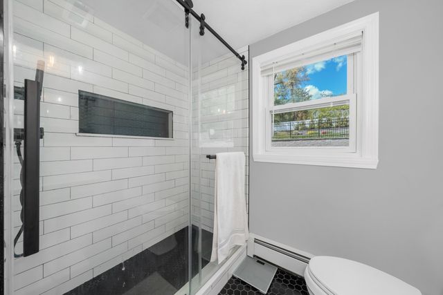 400 Andover St, Wilmington, MA 01887