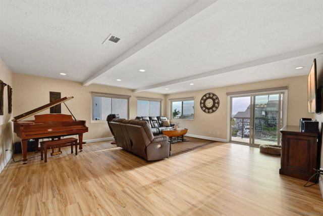 3025 Chicago, San Diego, CA 92117