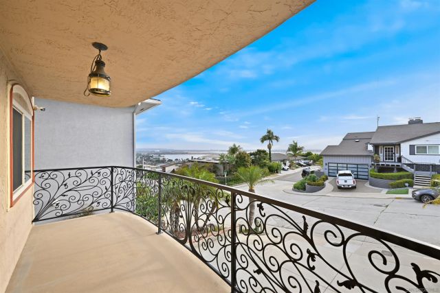 3025 Chicago, San Diego, CA 92117