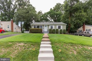 111 TAPAWINGO RD SW, Vienna, VA 22180