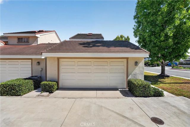 47 Georgetown 40, Irvine, CA 92612