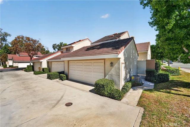 47 Georgetown 40, Irvine, CA 92612