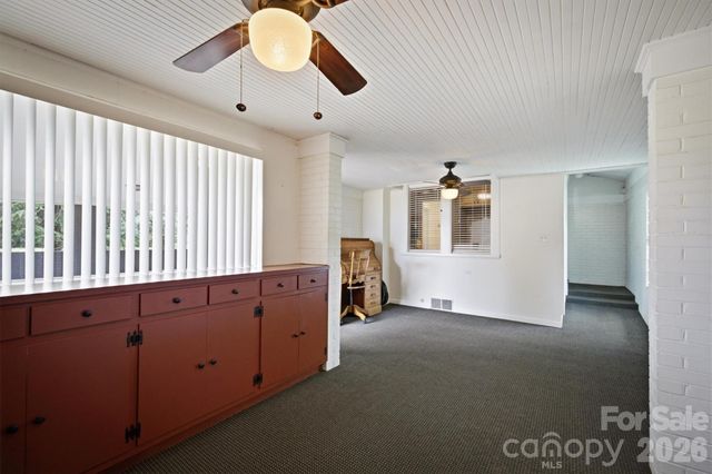300 N Center Street, Hildebran, NC 28637