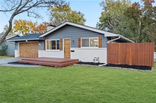 5309 N Mersington Avenue, Kansas City, MO 64119