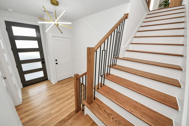 2426 Ella Boulevard, Houston, TX 77008