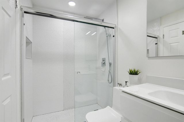 42 Burgundy A, Delray Beach, FL 33484