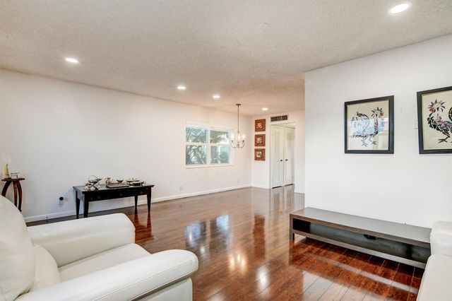 42 Burgundy A, Delray Beach, FL 33484