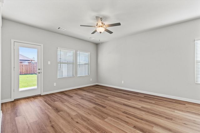 3935 Worth Drive, Farmersville, TX 75442